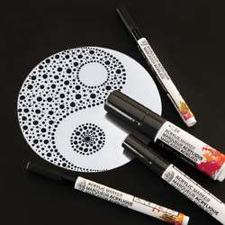 Royal & Langnickel® | ACRYLIC MARKER ○ assorted tips — 4-sets