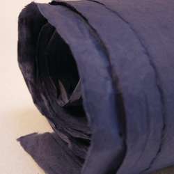 KHADI PAPERS | COLOUR LOKTA gekleurd papier ○ handgeschept — losse vellen, 50 cm x 75 cm, Plum